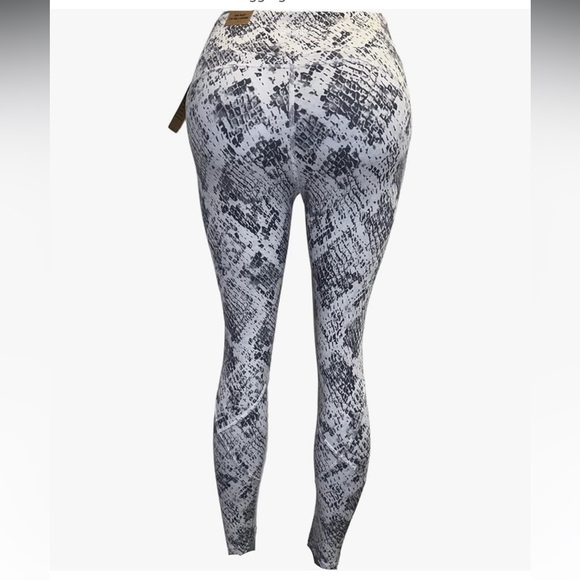 PINK SPORT Black and White Snakeskin leggings size large. - Picture 2 of 8
